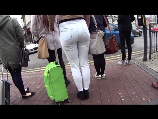 british denim booty /slow motion/